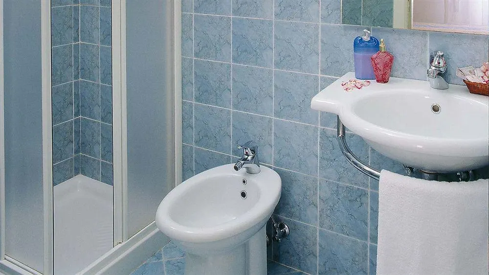 Hotel Giulietta ريتشيوني